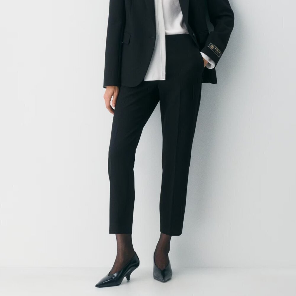 Aritzia Babaton Markova Pant Softly Structured Mid-Rise Slim-Fit Trousers Black